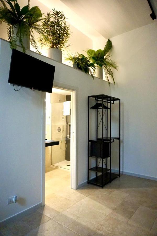 Namaste Apartment Бари Экстерьер фото